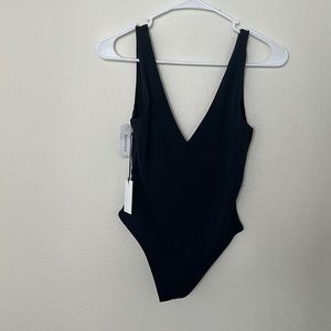 NWT Contour v neck bodysuit